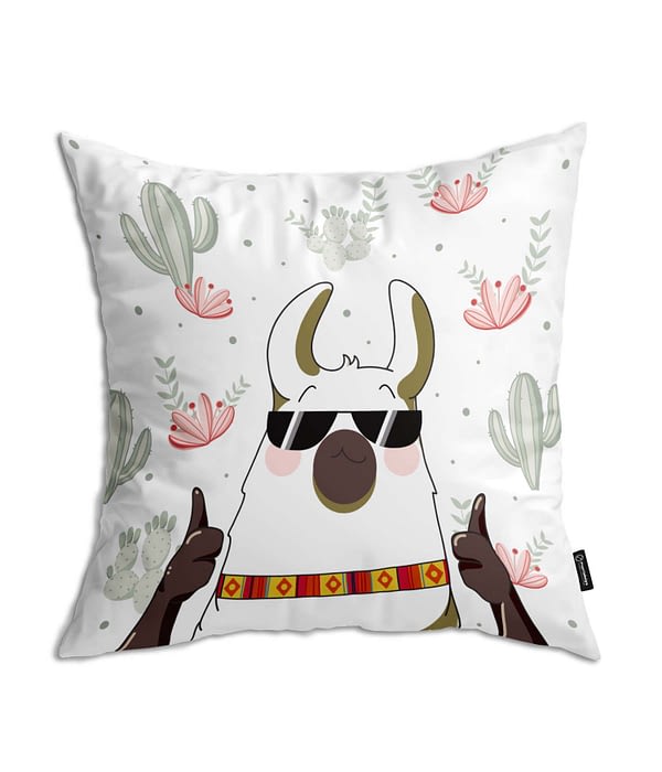 Cojín Blanco 'La llama Luzmar'. Cara 1. Chapartsdesigns