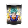Taza Color 'De niño mono a guerrero super Saiyan'. Frontal. ChapartsDesigns