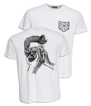 Camiseta Infantil 'Fotógrafo capturando sonrisas'. Frontal y Reverso. ChapartsDesigns