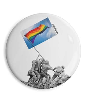 Chapa "La Izada del arcoiris" de LaCajaDeLeche. ChapartsDesigns