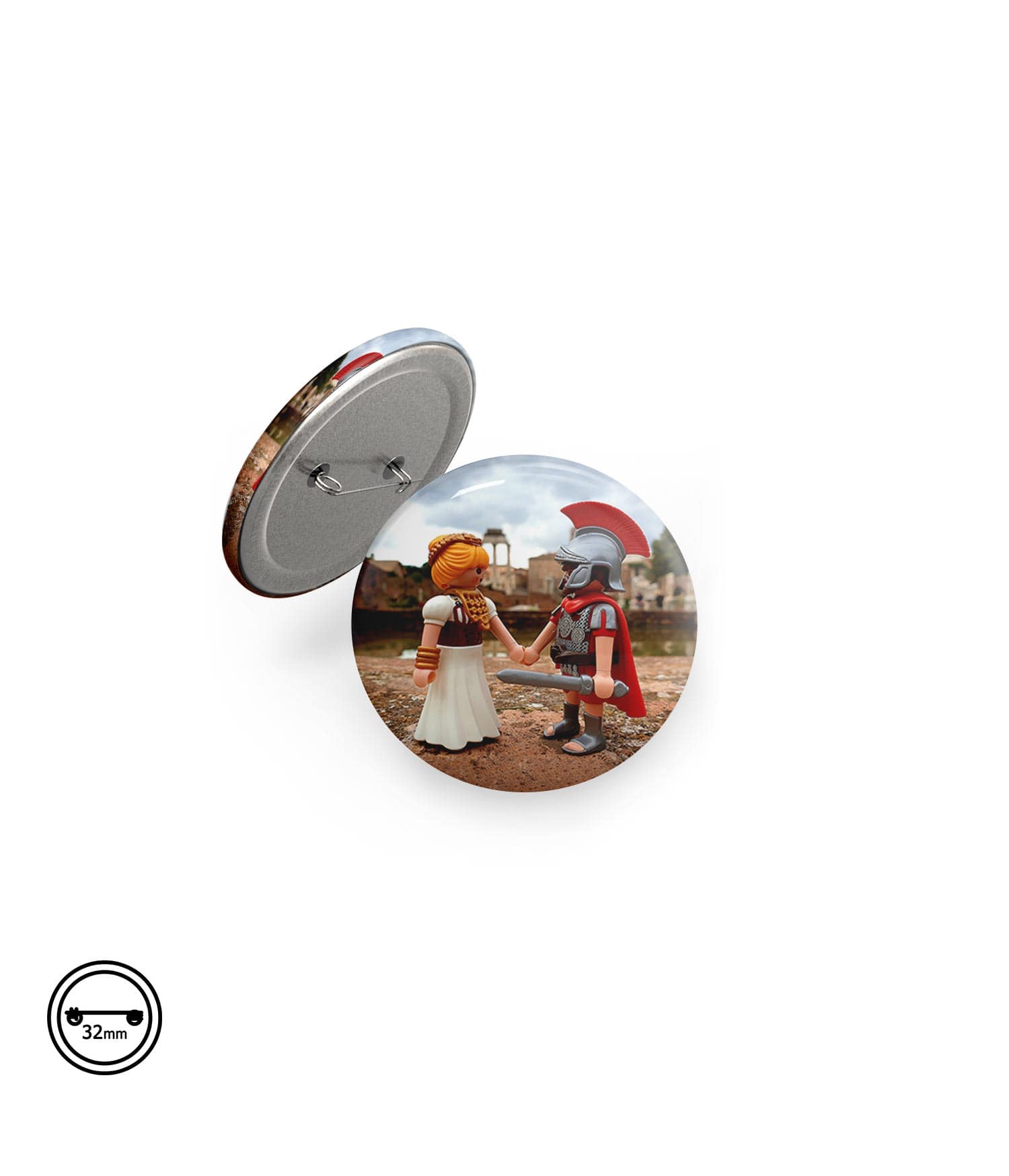 Chapa imperdible 32mm 'Amor secreto en Roma' de Sergio Ninot. ChapartsDesigns